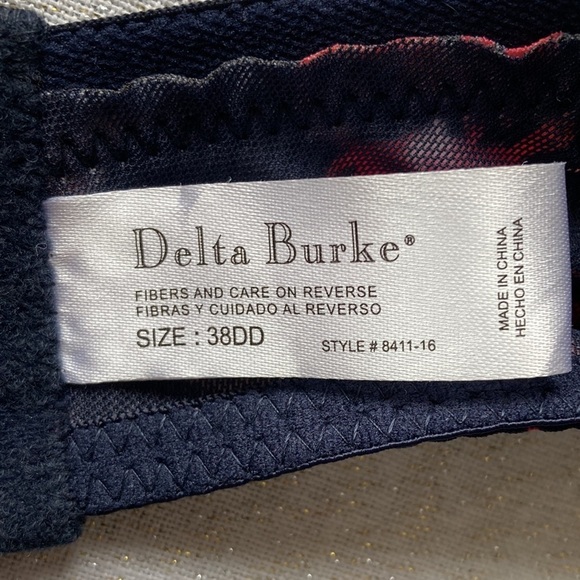 Delta Burke padded Straps Bra Size 38DD - Picture 3 of 4